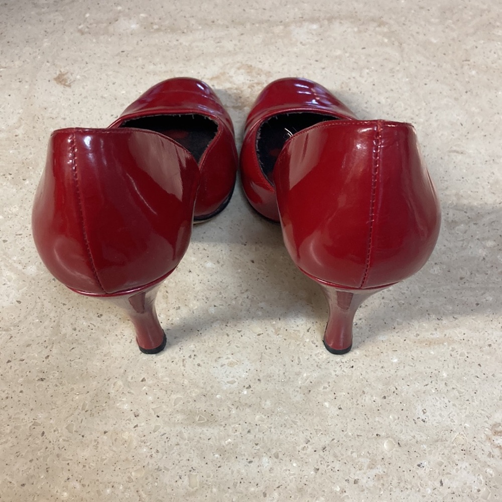 Rich Red Pumps - Picture 3 of 6